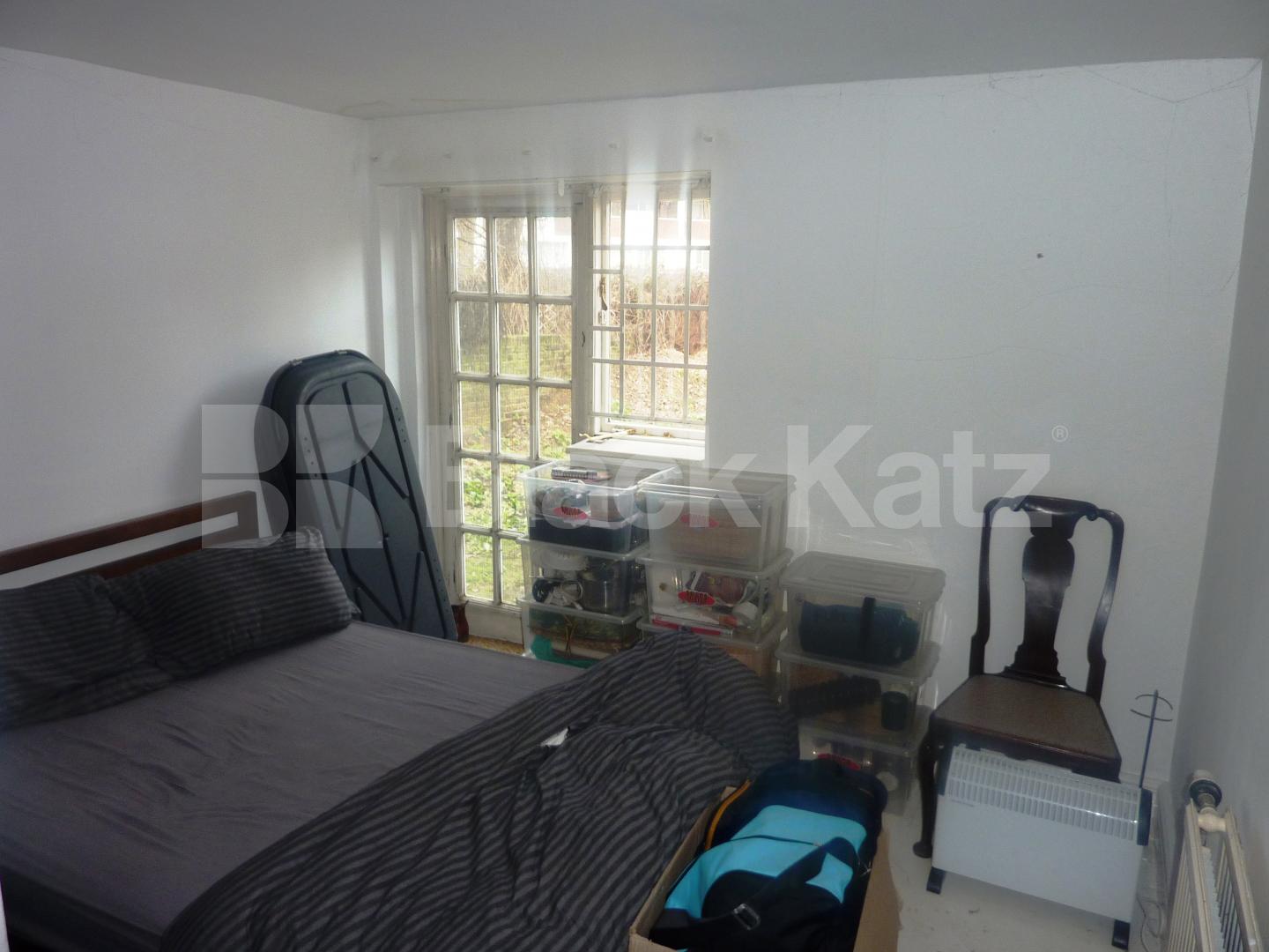 			FINSBURY / FARRINGDON, 1 Bedroom, 1 bath, 1 reception Flat			 Great Percy Street, Farringdon/Kings Cross